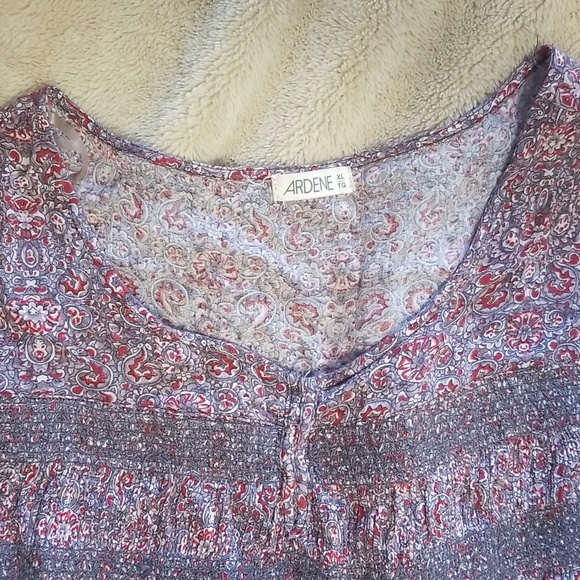 3/4 sleeve top - Picture 3 of 5